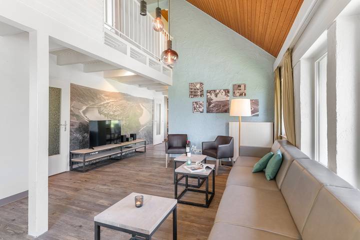 Bungalow für 10 Personen, mit Balkon/Terrasse und Terrasse an der Mosel - 4