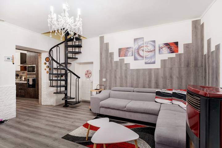 Casa de férias 'Casa Perry - Lago Maggiore' com varanda e Wi-Fi in Borgo Ticino, Novara (província)