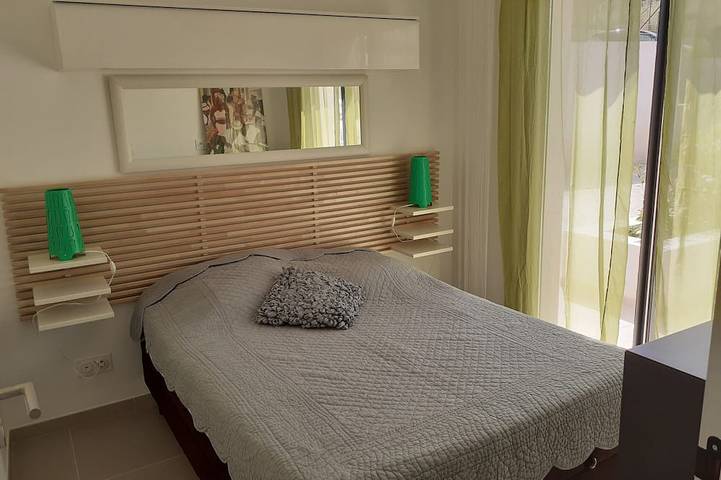 Gîte pour 4 personnes, avec terrasse à Bastelicaccia - 4