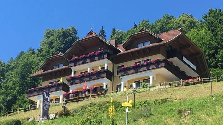 Hütte für 6 Personen, mit Garten in Gerlitzen