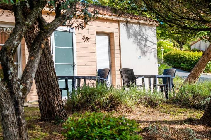 Parc de vacances pour 2 personnes, avec terrasse et jardin à Les Epesses - 2