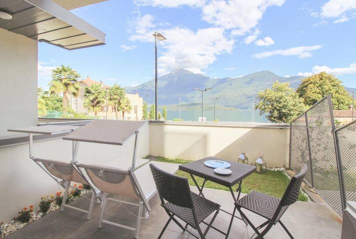 Gîte pour 2 personnes, avec vue ainsi que vue sur le lac et jardin, animaux acceptés à Domaso - 2