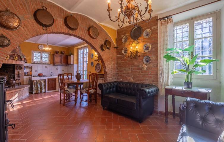 Apartamento de 230 m2 con piscina y jardín cerca del Lago di Chiusi in Castiglione del Lago, Lago Trasimeno