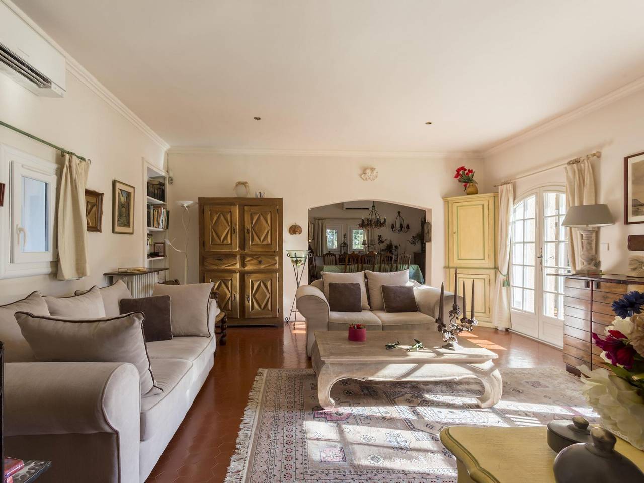 Villa Frejus met privézwembad en strand in Frejus, Middellandse Zeekust (Frankrijk)