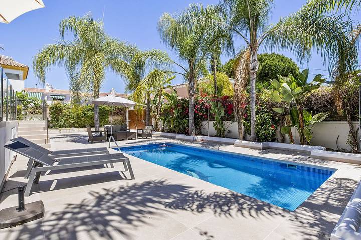 Casa rural para 8 personas, con jardín en San Pedro Alcántara - 2