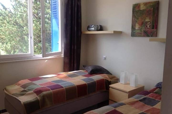 Location de vacances pour 6 personnes, avec balcon et jardin à Paziols - 4