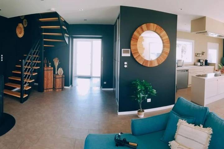 Location de vacances pour 14 personnes, avec jardin et bassin pour enfant, animaux acceptés à Bréhal - 4