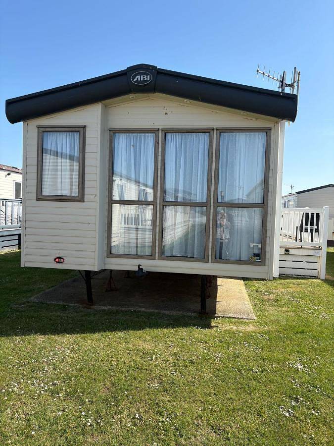 Mobile Home in Selsey, West Sussex