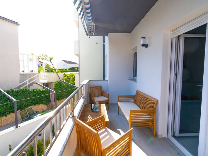 Ferienwohnung für 5 Personen, mit Balkon in Podstrana