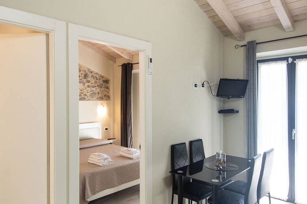 Apartamento entero, House of the Sun 2 Rocchetta nervina in Rocchetta Nervina, Alpes Ligures