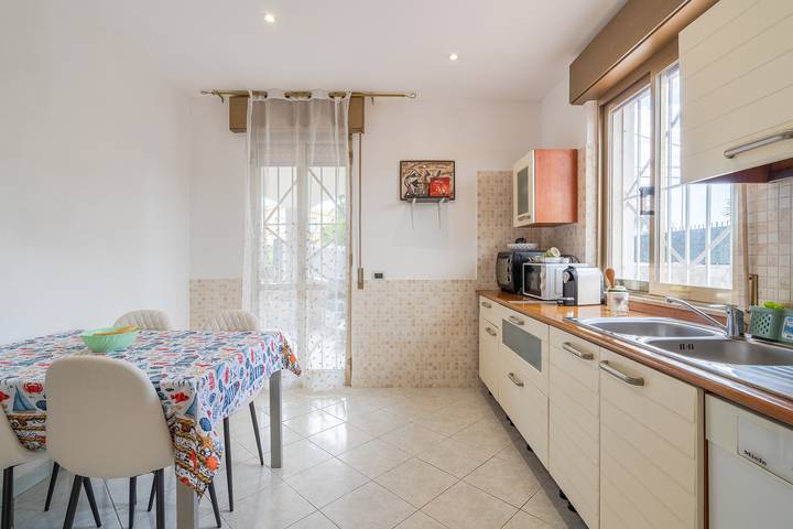 Ferienhaus für 6 Personen, mit Garten und Whirlpool, kinderfreundlich in Syrakus - 3