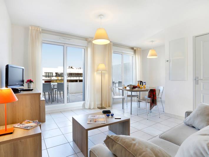 Entire apartment, Cap Med in Le Grau-du-Roi, Côte d'Améthyste