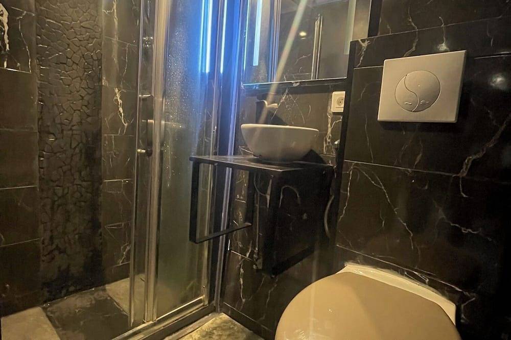 Apartamento entero, Studio Calme Paisible Cosy Centrale Paris in Villeneuve-Saint-Georges, Valle del Marne
