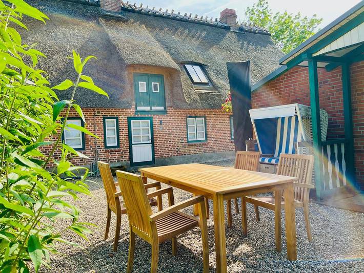 Ferienwohnung für 4 Personen, mit Terrasse und Garten sowie Sauna in Hasselberg