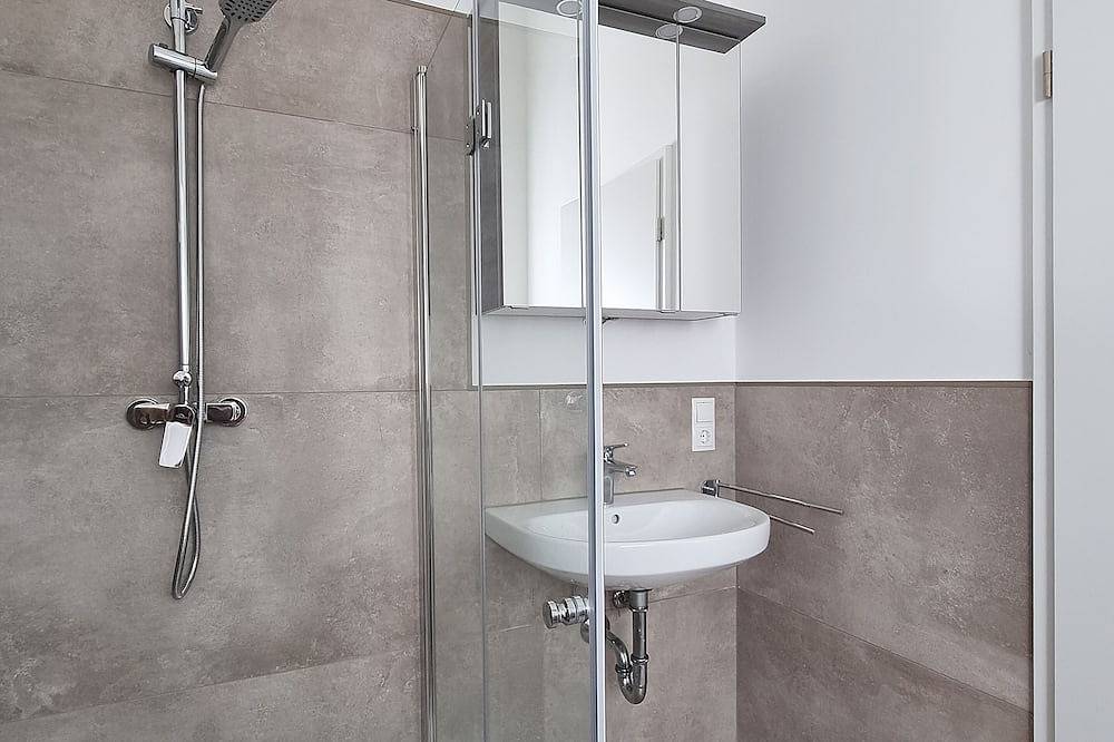 Ganze Wohnung, \"Steuerbord\" - Moderne Ferienwohnung in Varel in Langendamm, Varel