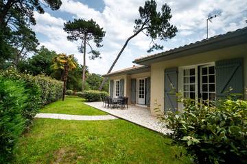 Location de vacances pour 6 personnes, avec terrasse dans Lac d'Hossegor
