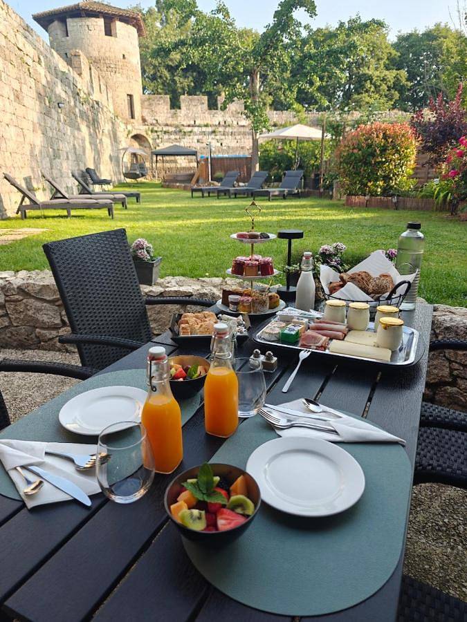Chambre d’hôte pour 4 personnes, avec jardin ainsi que piscine et vue, animaux acceptés dans le Lot-et-Garonne - 4