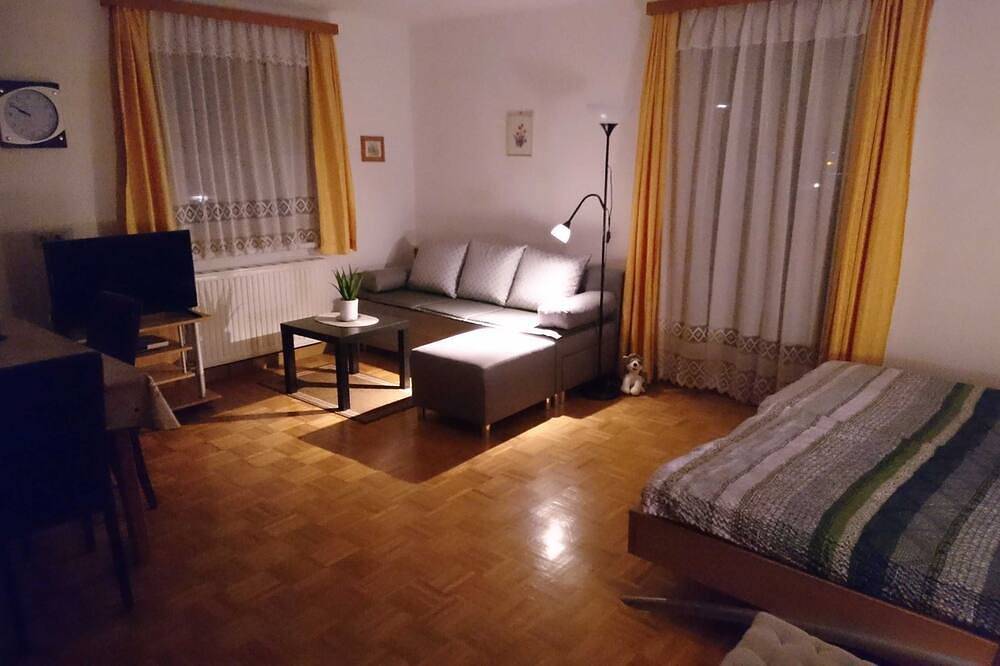 Ganze Wohnung, Ferienwohnung Siegfried Zopf - Ferienwohnung mit Balkon für 2-3 Personen in Seefeld (Oberösterreich), Steinbach am Attersee
