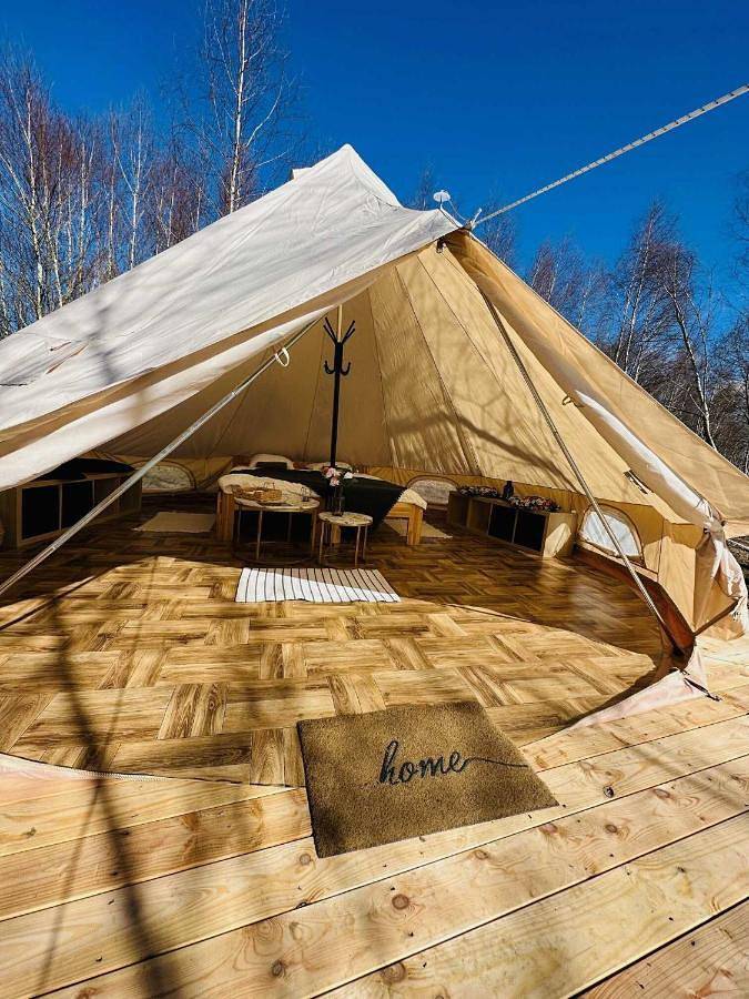 Camping für 2 Personen, mit Terrasse und Whirlpool sowie Garten und Pool in Pommern - 2
