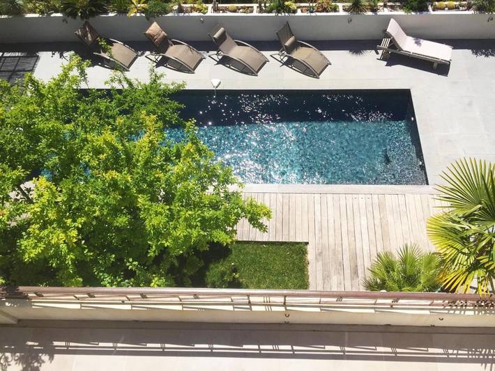 Villa für 6 Personen, mit Balkon und Whirlpool sowie Terrasse und Garten