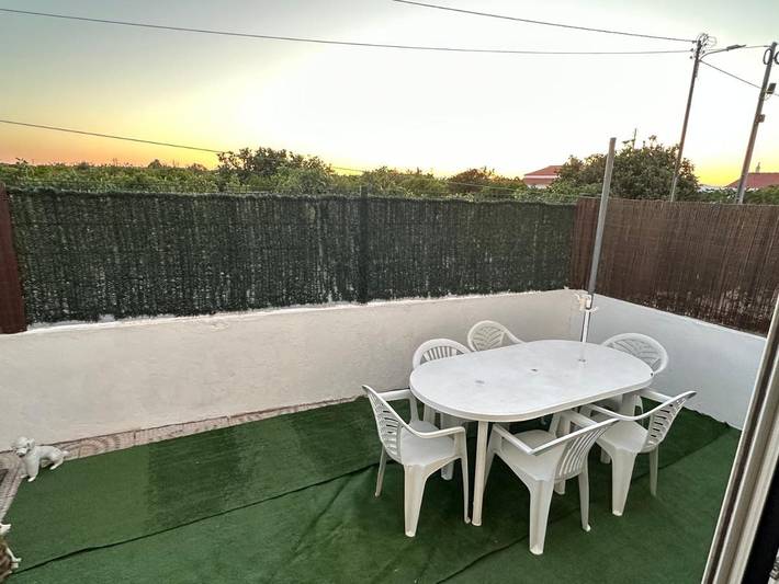 Casa de férias para 6 pessoas, com Terraço e Jardim em Monte Gordo