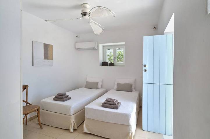 Location de vacances pour 9 personnes, avec jacuzzi et jardin dans Drios - 4