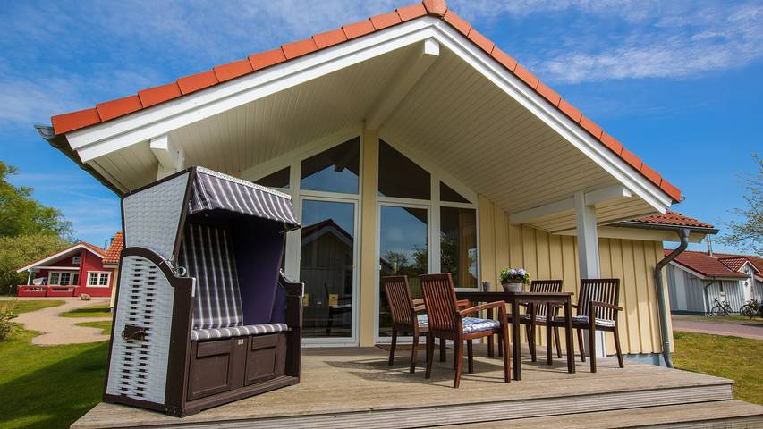Strandhaus für 4 Personen, mit Terrasse und Sauna sowie Garten, kinderfreundlich in Pelzerhaken