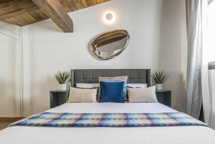 Apartamento para 12 personas, con jardín, Se admiten mascotas en Los Molinos