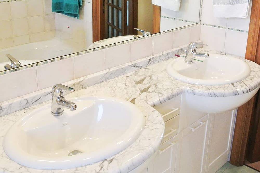 Ganze Wohnung, Alghero Bright Penthouse zum Meer 3 Terrasse 2 Badezimmer 2 Schlafzimmer Wifi Netflix Appltv in Alghero, Sassari Provinz