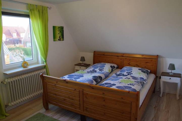 Ferienhaus für 4 Personen, mit Terrasse und Garten in Jemgum - 2