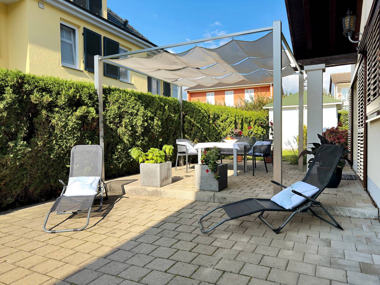 Ganze Wohnung, "Ferienwohnung 2" mit privater Terrasse, privatem Garten und Wlan in Kressbronn am Bodensee, Obersee (Bodensee)