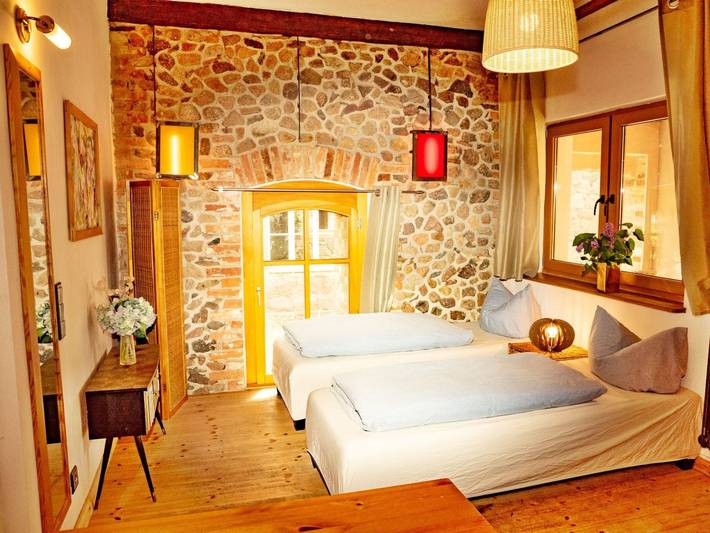 Ferienwohnung für 2 Personen, mit Terrasse und Garten in Wriezen