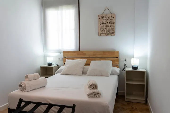 Ferienwohnung für 9 Personen, mit Pool und Ausblick sowie Garten - 1