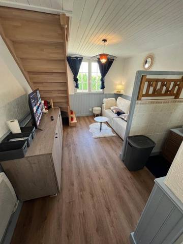 Gîte pour 2 personnes, avec jardin à Branville