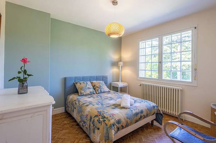 Location de vacances pour 4 personnes, avec piscine et jardin à Pineuilh - 3