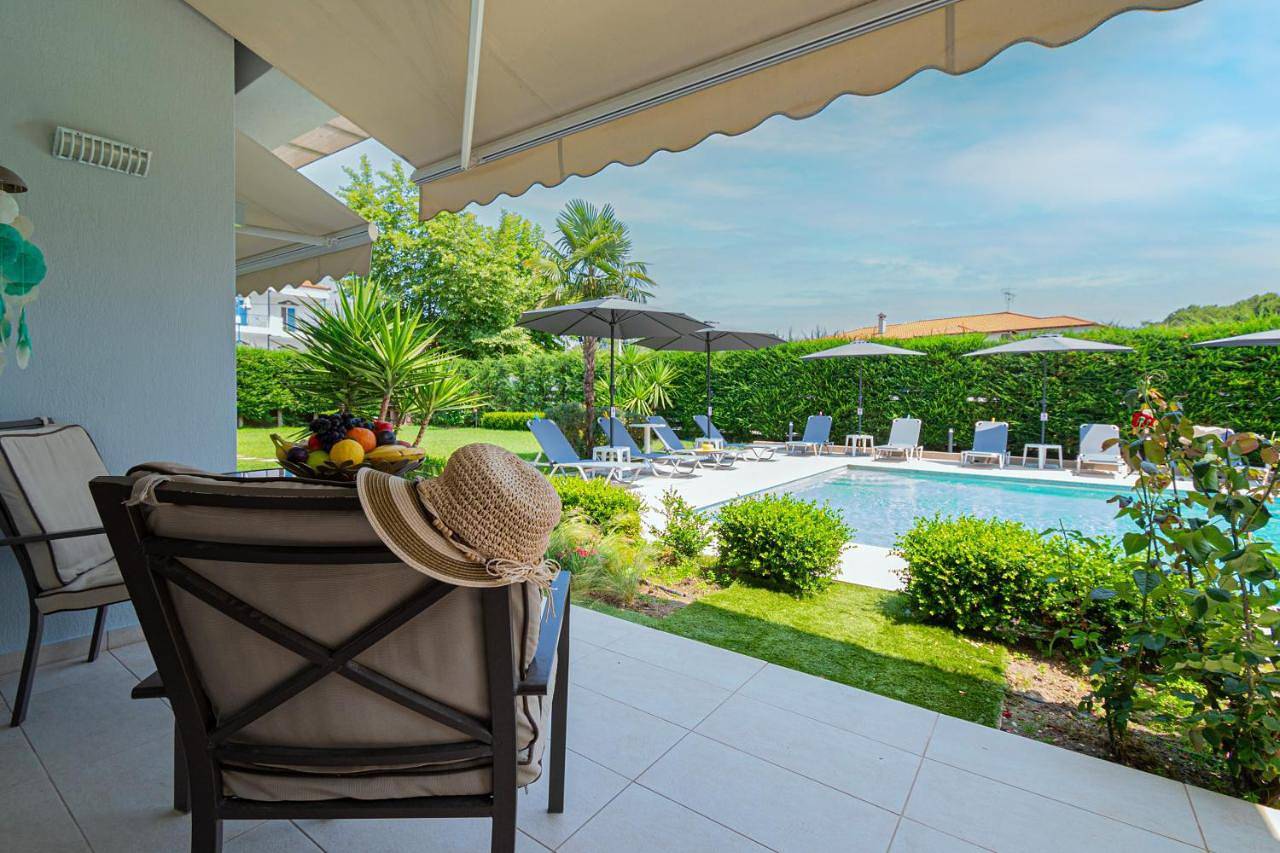 Ellinfos Apartments in Chaniotis, Kassandra