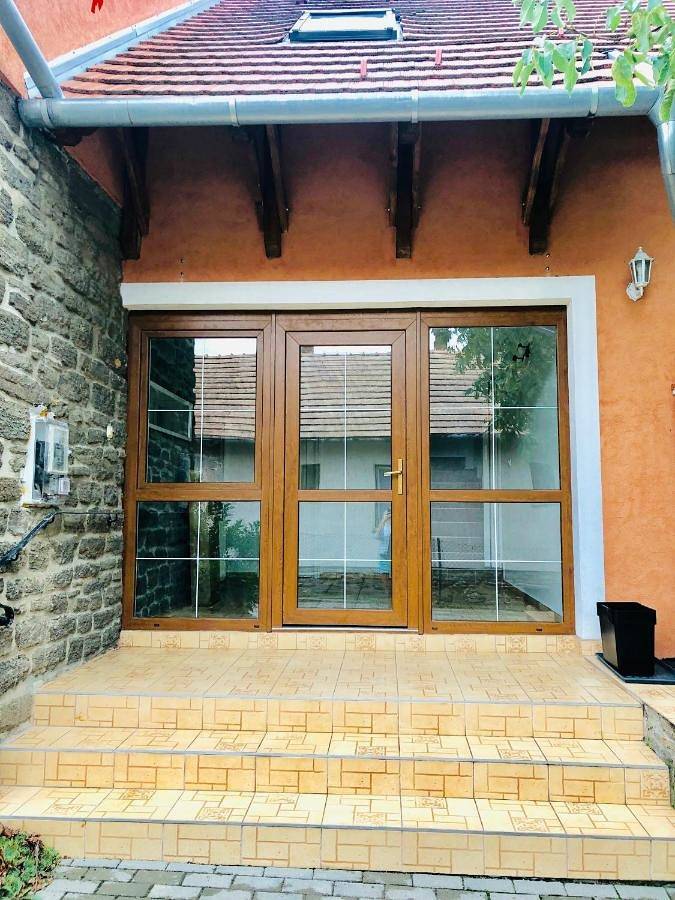 Villa für 12 Personen, mit Pool und Garten sowie Whirlpool am Balaton - 2