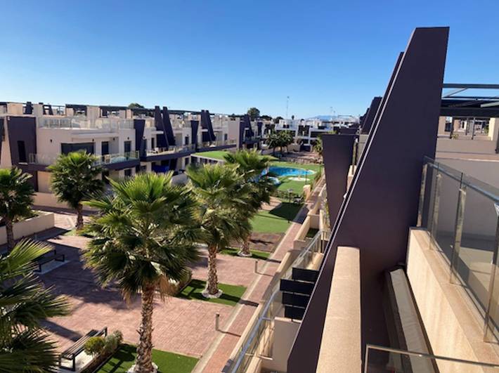 Apartamento para 6 personas, con Balcón y Terraza además de Jardín y Piscina en Pilar de la Horadada