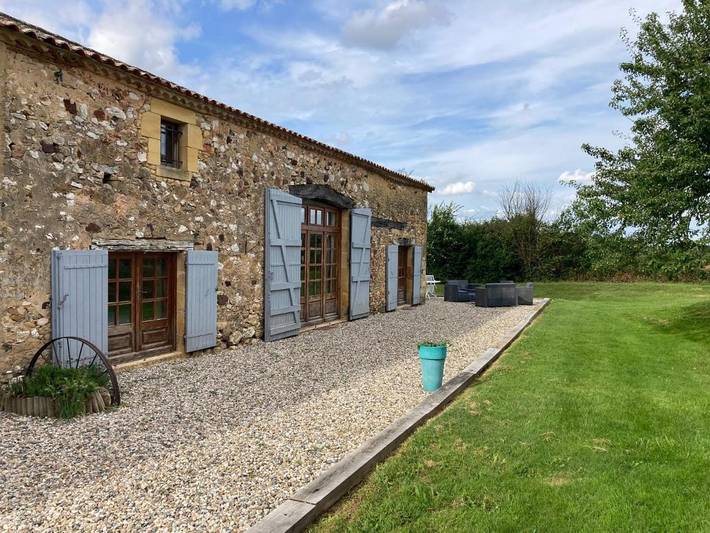 Location de vacances pour 5 personnes, avec jardin ainsi que vue et piscine, adapté aux familles à Sainte-Croix (France) - 4