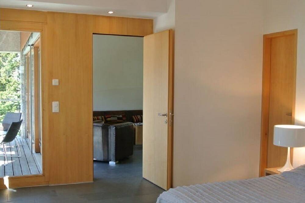 Apartamento entero, Apartamento de buen gusto y lujo en el corazón de la tranquila Maloja in Bregaglia, Saint Moritz