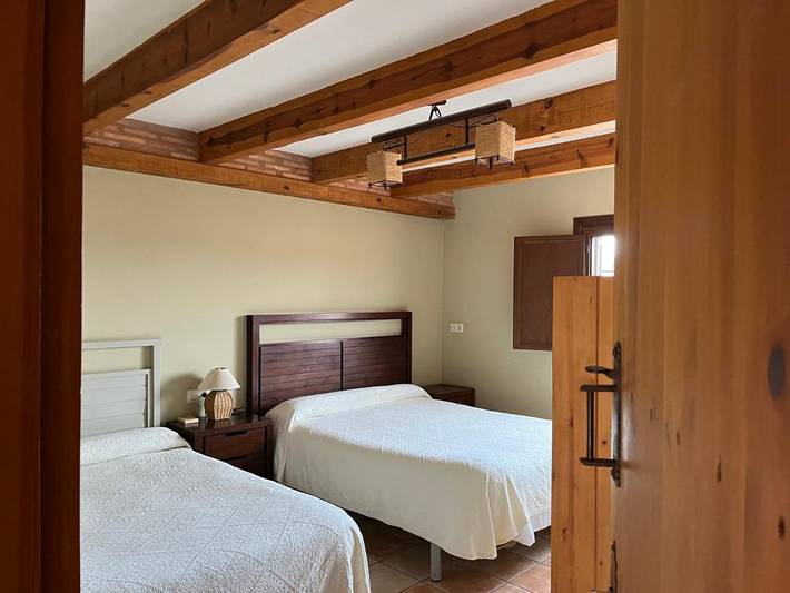 Hostal para 4 personas, con vistas y terraza, Se admiten mascotas en Comarca de Teruel - 3