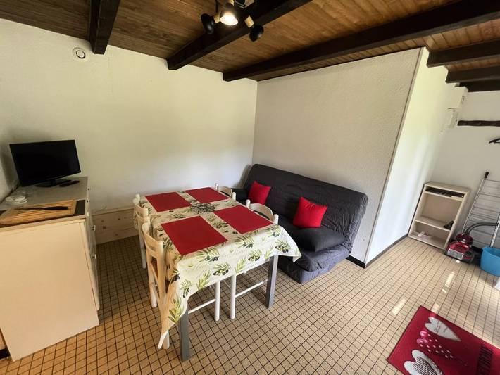 Location de vacances pour 4 personnes, avec jardin dans Le Lioran