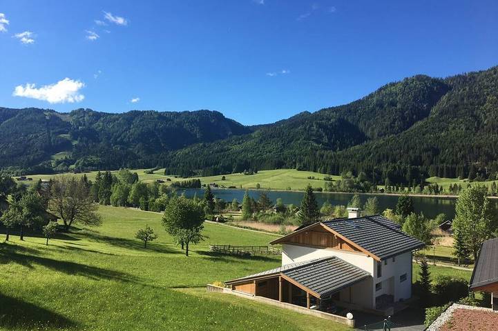 Ferienwohnung für 4 Personen, mit Balkon und Garten am Weissensee