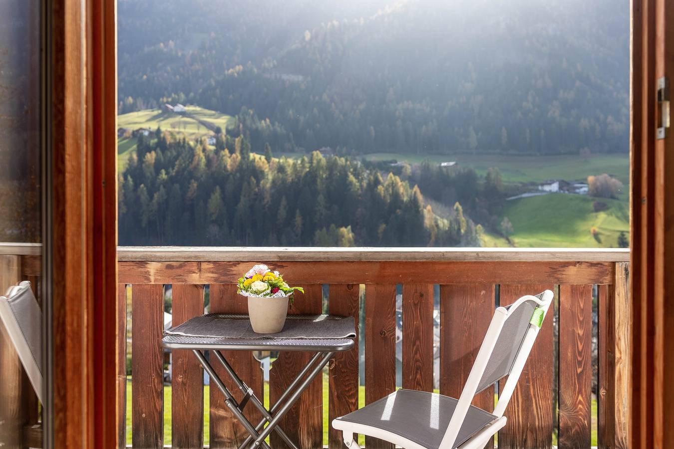 Ganze Wohnung, Ferienwohnung "Villa Erina C" mit Bergblick, Balkon und Wlan in St. Ulrich in Gröden, Dolomiti Superski