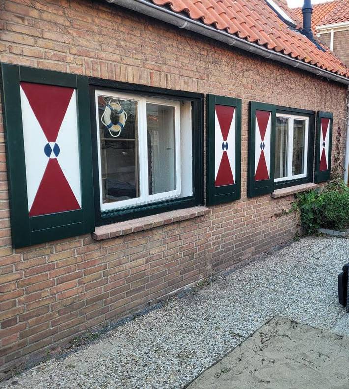 Ferienhaus für 4 Personen, mit Whirlpool und Terrasse sowie Garten und Sauna