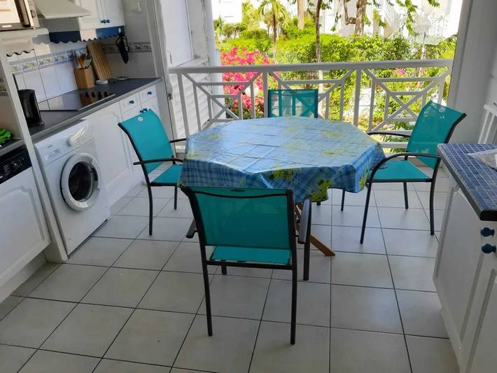 Gîte pour 4 personnes, avec piscine dans Port De Saint Francois - 4