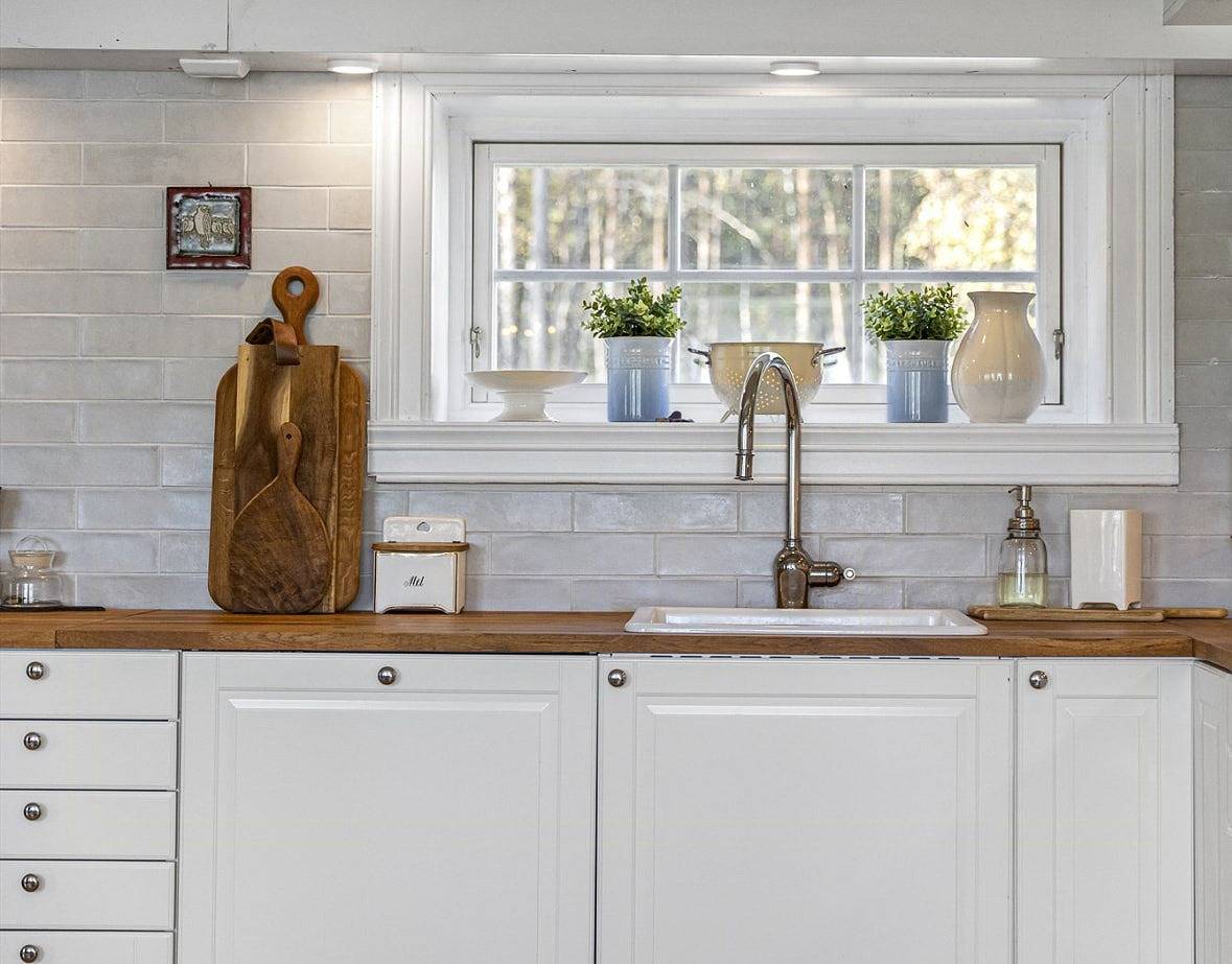 Kleiner Bauernhof am Nidelva mit Sauna und Badestam in Åmli