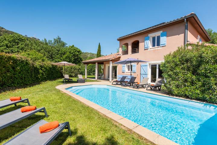 Gîte pour 10 personnes, avec piscine à Vallon-Pont-d'Arc - 3