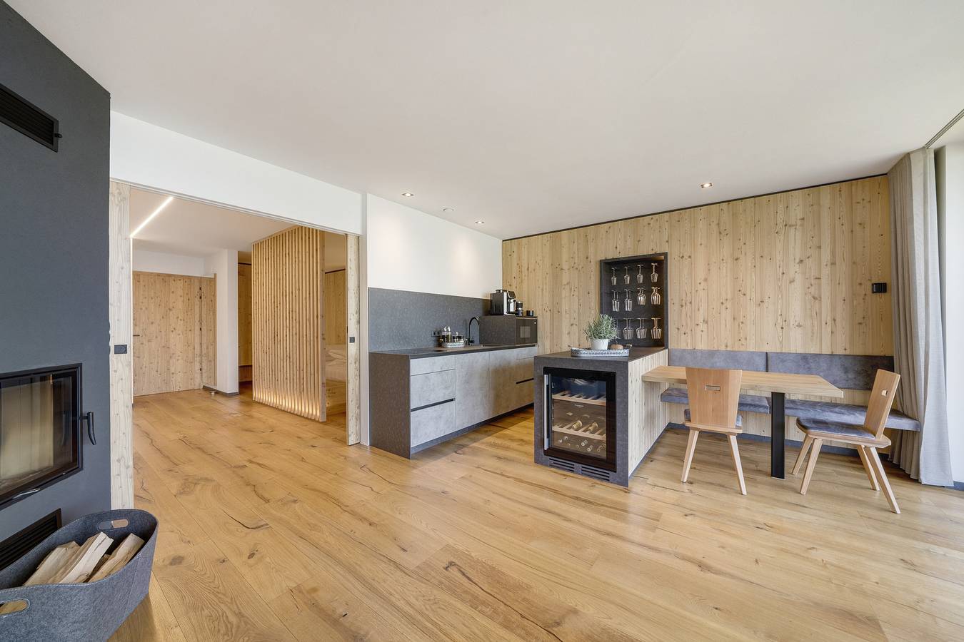 Entire apartment, ‘Lodge Melisse’ holiday flat with mountain views, private terrace and private sauna in Mölten, Sarntal Alps