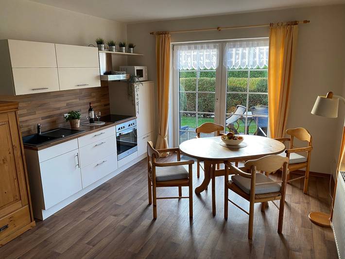 Ferienwohnung für 4 Personen, mit Terrasse und Garten in Carolinensiel